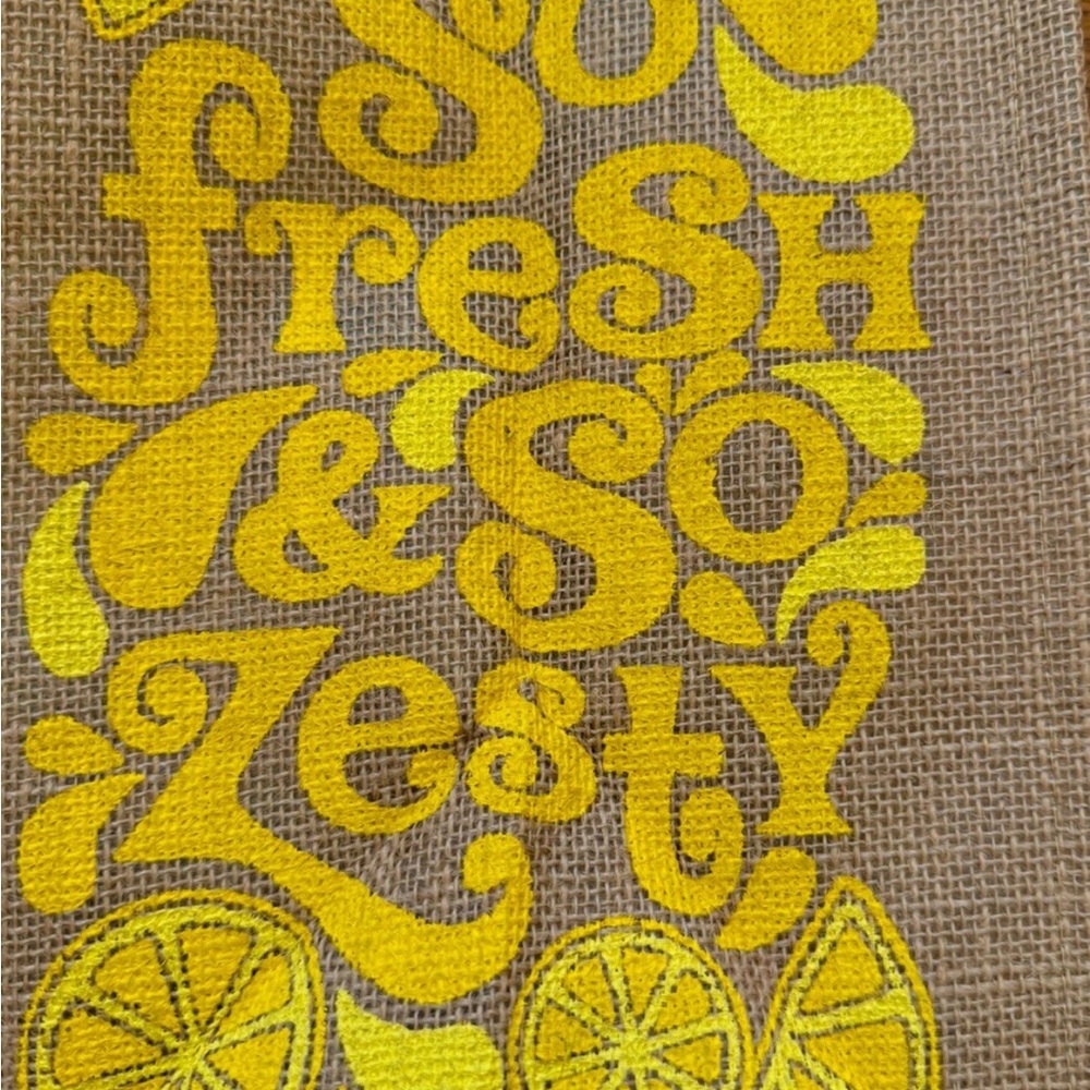 Trader Joe’s Citrus Jute Tote Bag Lemon & Lime 9 Gallon Cotton Handle/NWT - Picture 3 of 7